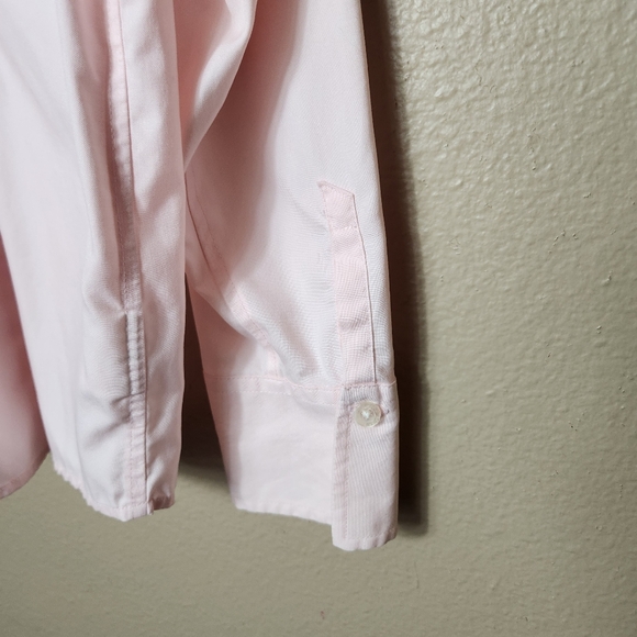 Eddie Bauer Womens |XL| Pastel Pink Wrinkle Resistant LS V-neck Button Up Shirt - Picture 3 of 7